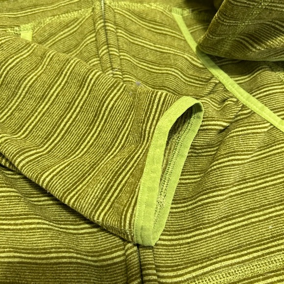 The North Face TKA 100 Fleece Hoodie - Picture 6 of 11